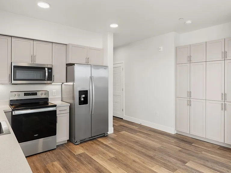 1890 Thea Ave — Photo 15