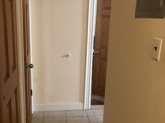 4th image of 23-48 28th St #4