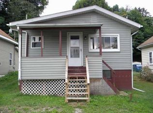 2615 Short St, Lakemore, OH