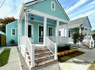 8738 Jeannette St, New Orleans, LA 70118