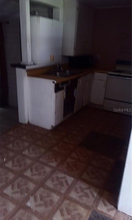 2nd image of 10034 Nimrod Ave