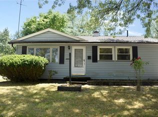 2329 Willow Dr SW, Warren, OH 44485