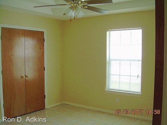 4th image of 909 English Ave APT D