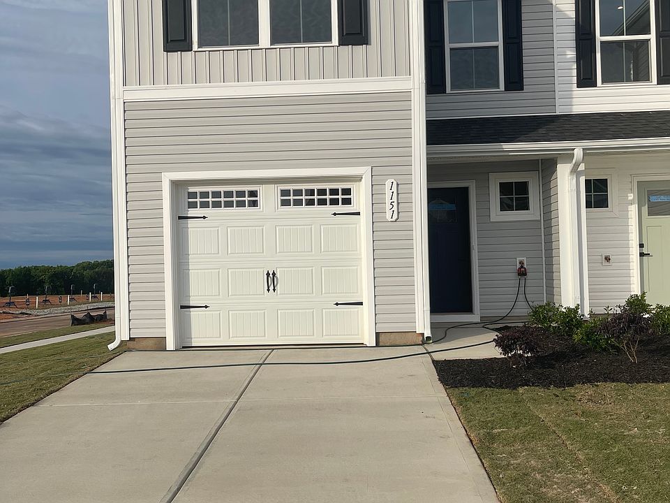1st image of 1151 Robins Nest Dr #1151
