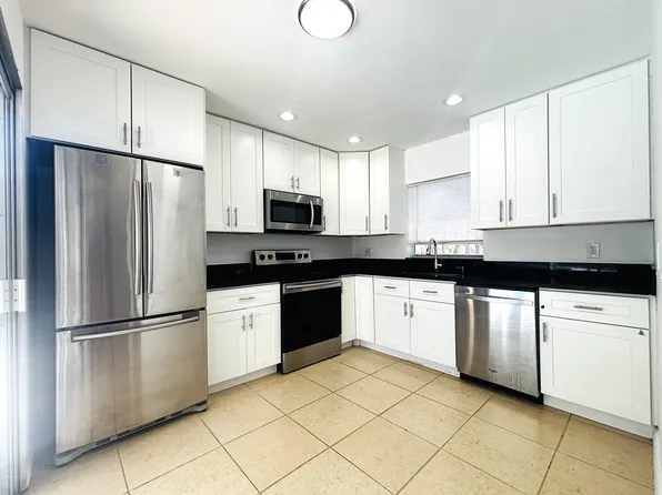 2324 NW 98th Ter, Pompano Beach, FL 33065