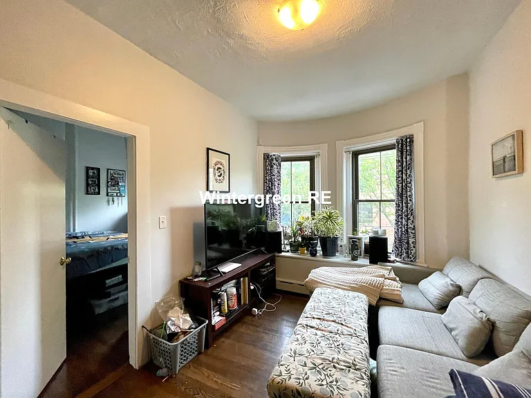 106 Willow St #3F — Photo 2