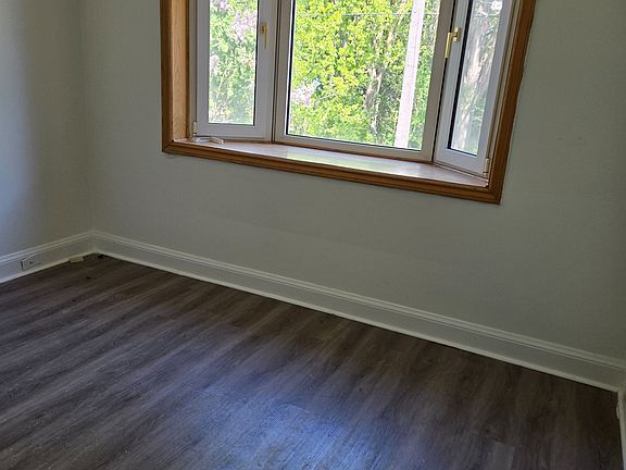 5th image of 29 Codsell Ave