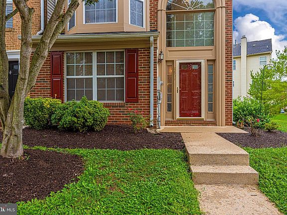 2nd image of 8851 Briarcliff Ln