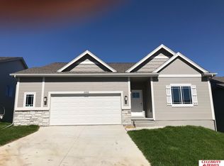 16927 Redick Ave, Omaha, NE 68116