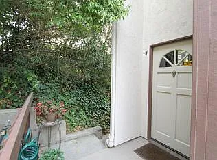 1127 Eureka St #4 — Photo 9