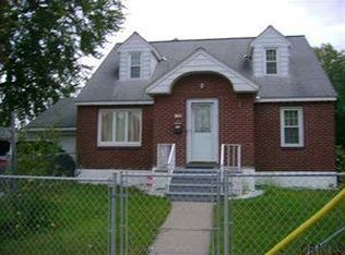 1737 Hamburg St, Schenectady, NY 12304