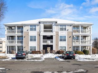 8091 Lacy Dr APT 303, Manassas, VA