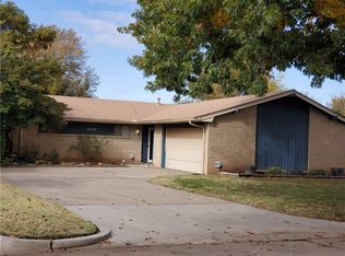 10233 Stoneham Ave, Oklahoma City, OK 73120