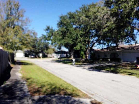 3rd image of 7707 Hinsdale Dr