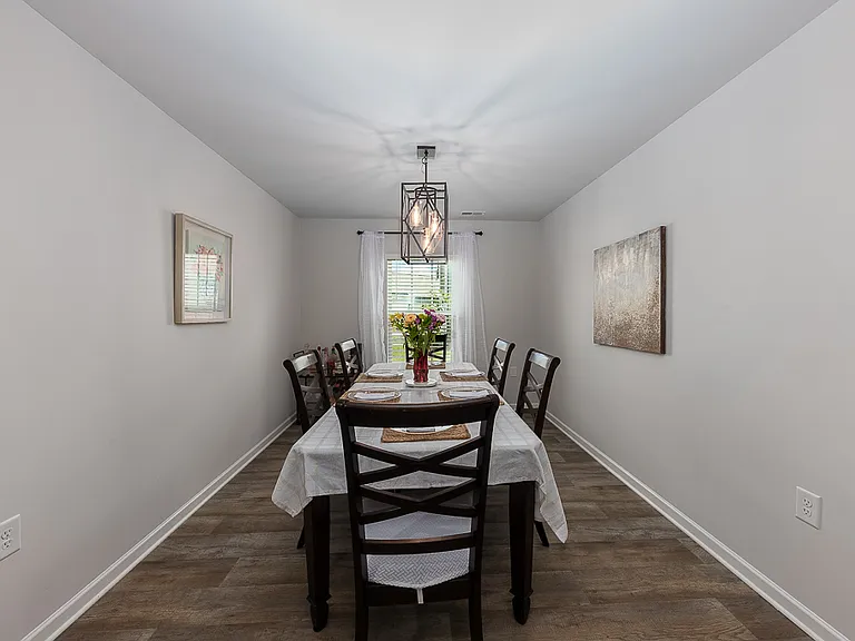 416 Isabelle St — Photo 14