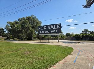 1002 Blackhaw St, Houston, TX 77079