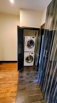 Rented by United Realty Equities | media 20