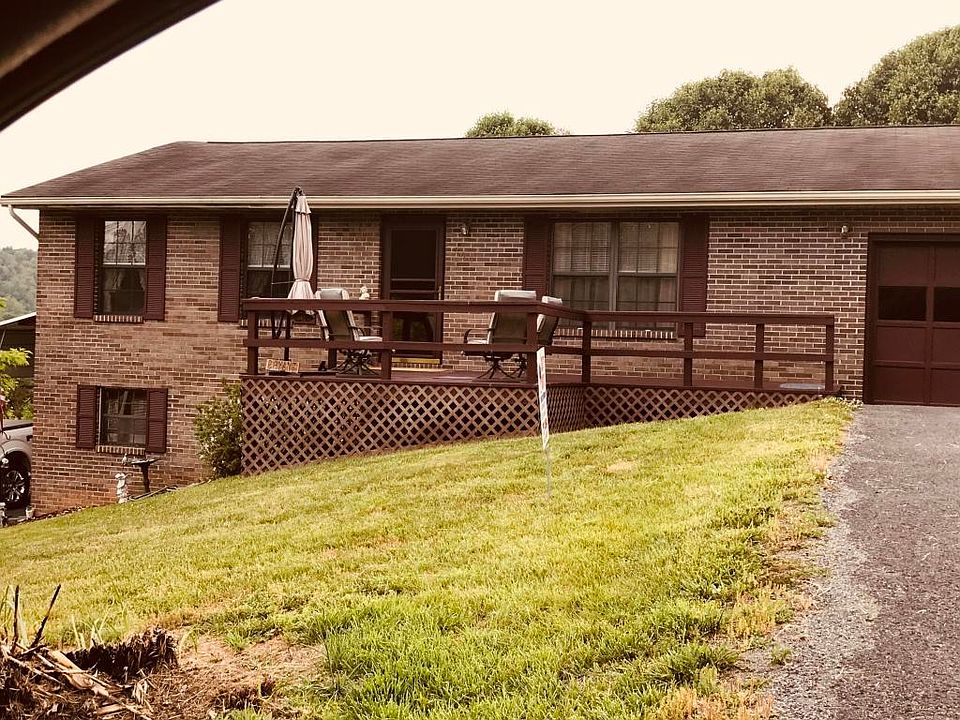 1st image of 209 Fawn Trail Dr