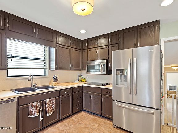 5th image of 5575 Paulbett Dr