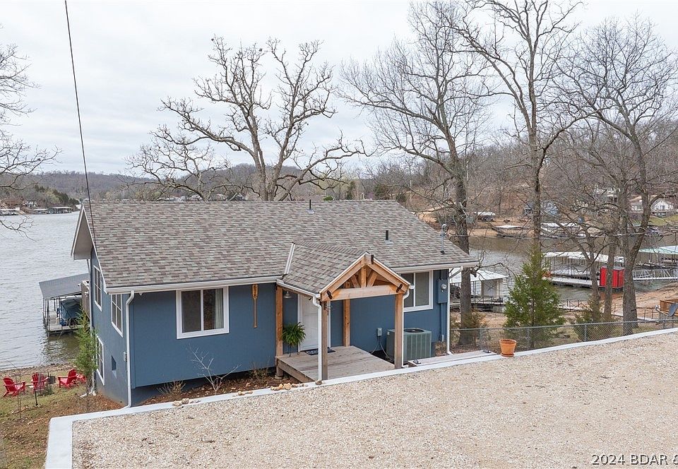 1st image of 678 Woodland Dr