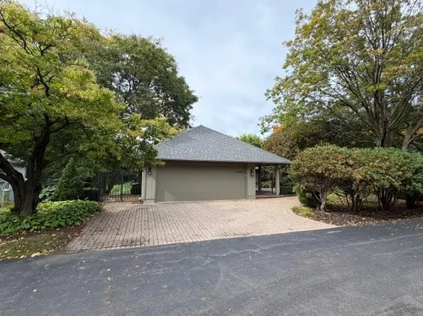 4890 Regents Walk, Shorewood, MN 55331