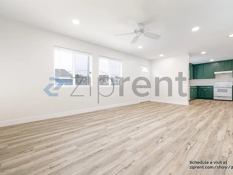 5292 Santa Margarita St — Photo 3