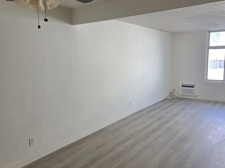 18620 Hatteras St #271 — Photo 6