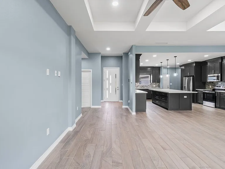 9448 W Queen Palm — Photo 9