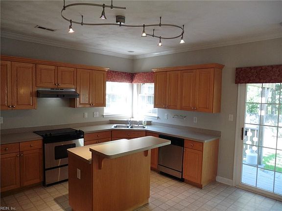 4th image of 3652 Brannon Dr