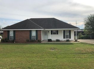 71 Cattail Curv, Millbrook, AL 36054