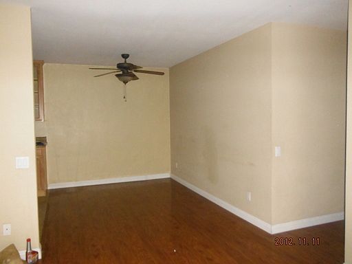 5th image of 6333 College Grove Way #122