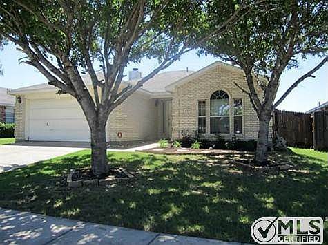 1st image of 421 Port Lavaca Dr