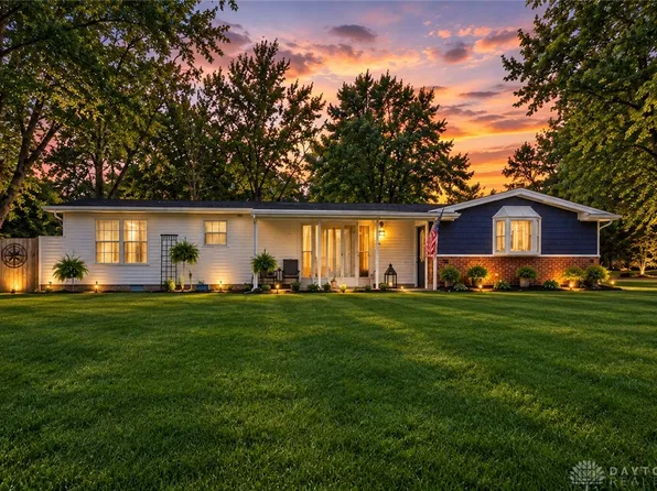 4091 Ranch Dr, Dayton, OH 45432