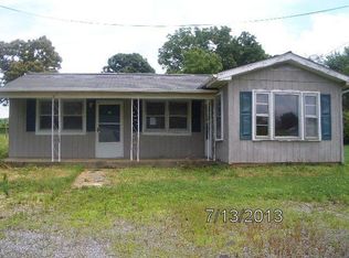 152 Bee Line Dr, Galax, VA 24333