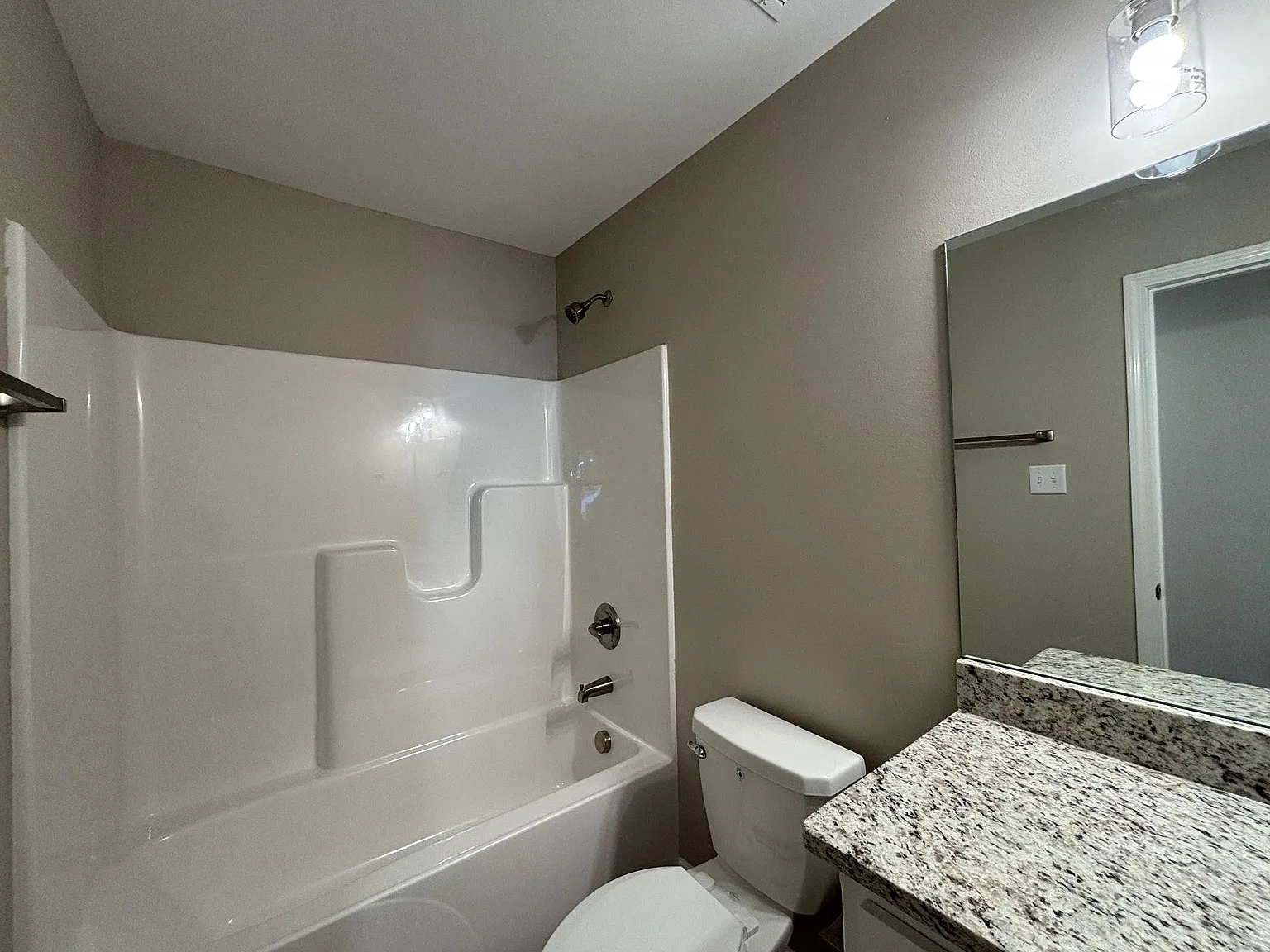 110 East Blvd — Photo 4