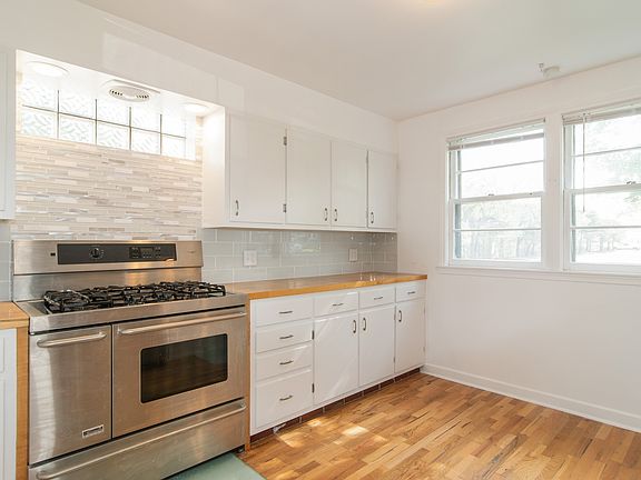 4th image of 1836 N 18th Ave