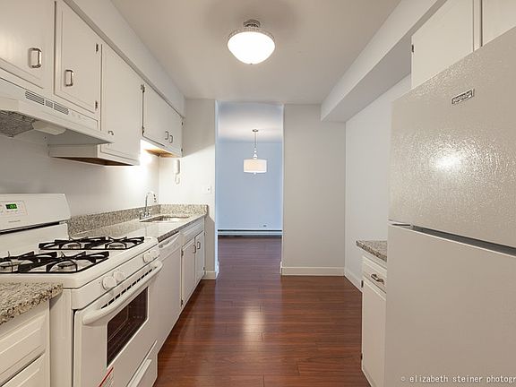 Kitchen/Eat In Kitchen