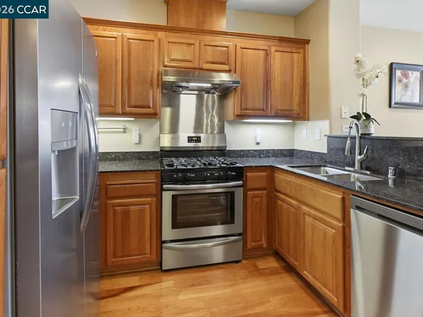 3290 Maguire Way APT 404, Dublin, CA 94568
