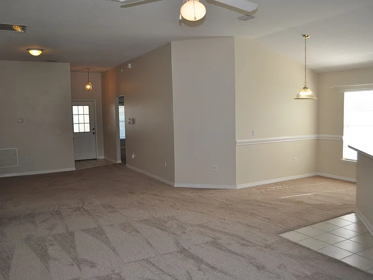 16 Russman Ln — Photo 7