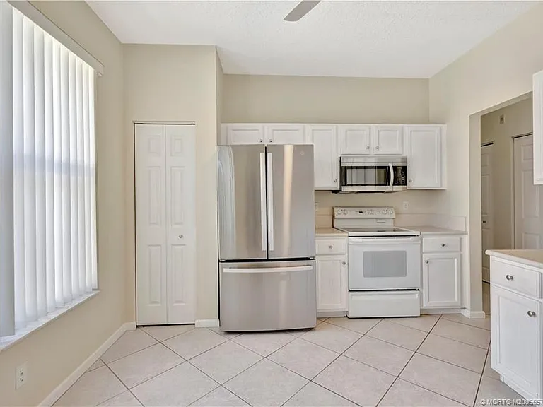 6797 SE Warwick Ln — Photo 13