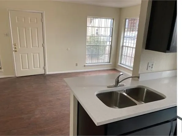 10701 Forest Ridge Ln APT A, El Paso, TX 79935