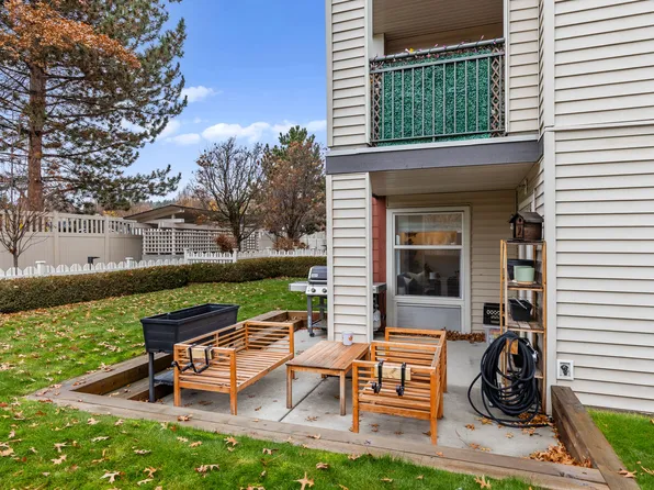 555 Yates Rd #115, Kelowna, BC V1V 2V2