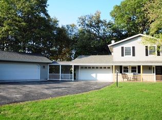 127 S Sager Rd, Valparaiso, IN 46383