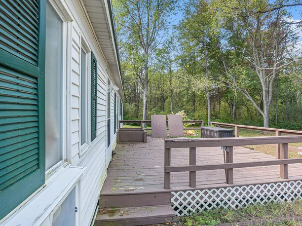 2437 E Monroe St, White Cloud, MI 49349