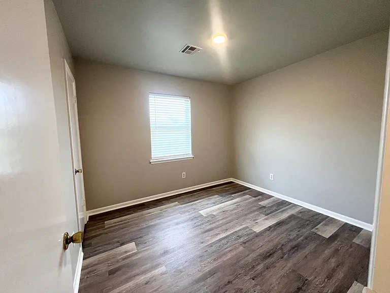 12154 E 35th St S — Photo 10