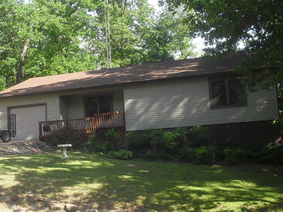 1st image of 7 Coniston Ln