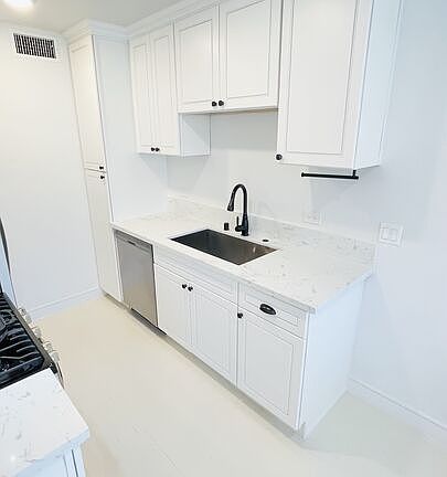 4th image of 8720 W Olympic Blvd