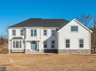 12 Beacon Hl, Clarksburg, NJ 08510