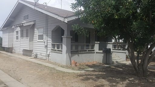 3rd image of 412 E Grangeville Blvd