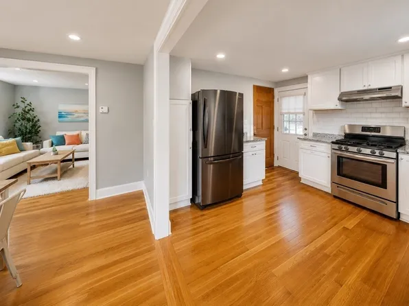 33 Volusia Rd, Hingham, MA 02043